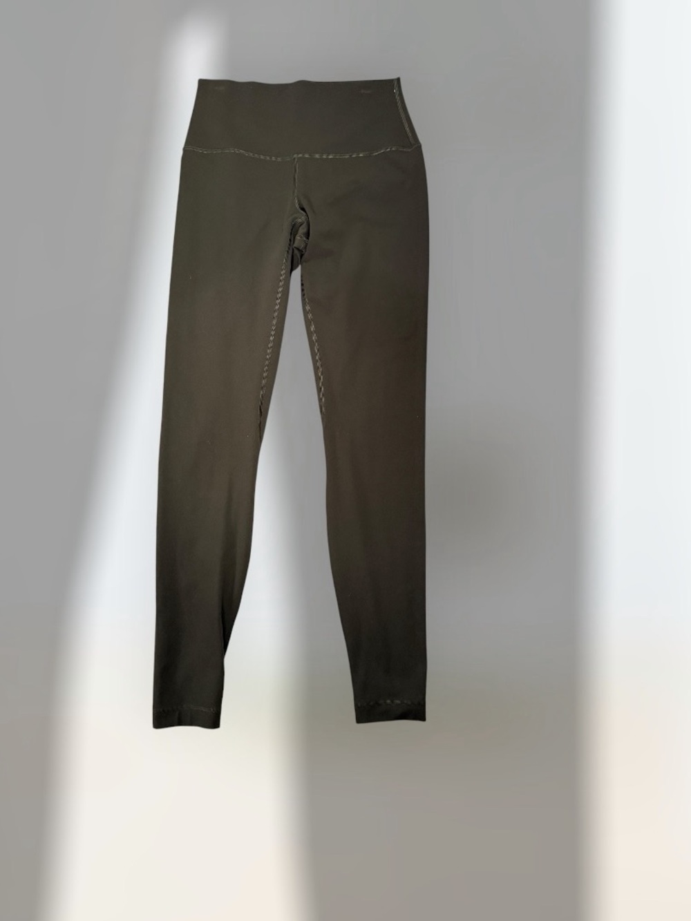 Lululemon Green Align HR Leggings
25”